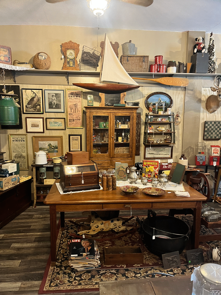 Penaroyal Antiques