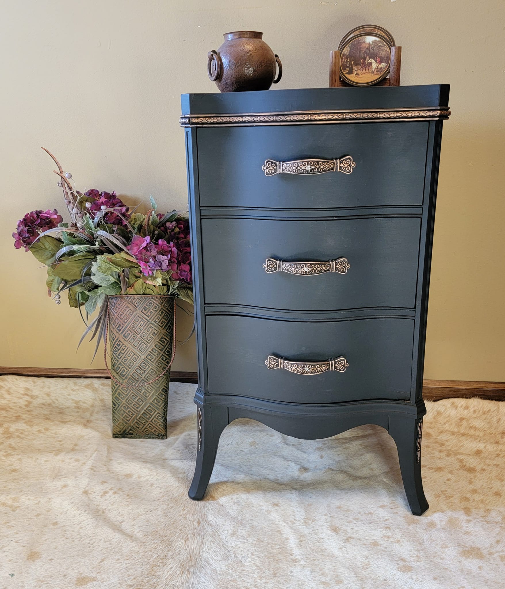 Redeemed Antiques and Uniques (inside Heartland Antique Mall)