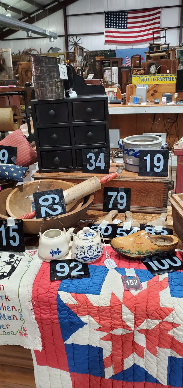Route 66 Antiques & Marketplace