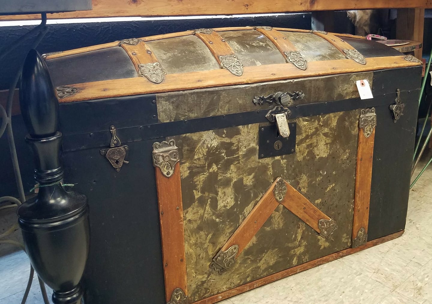 Mister Eclectic Vintage & Decor