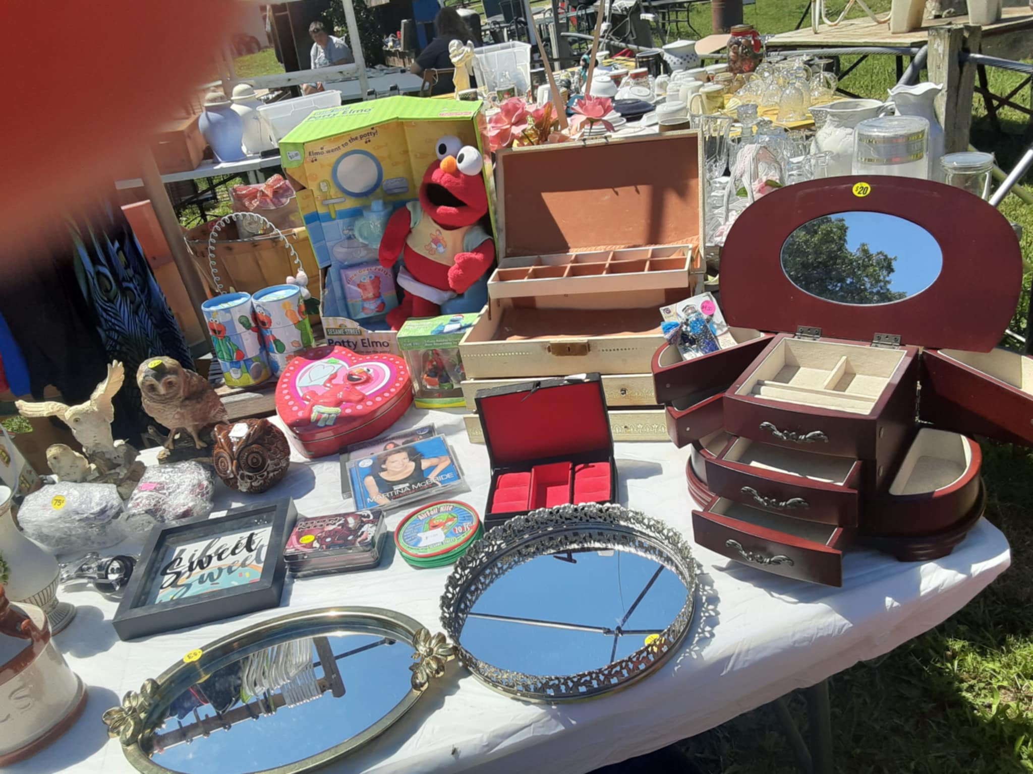 Smitty’s Flea Market