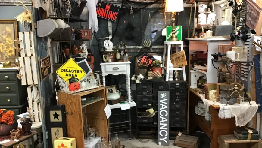 Freakin’Antiquin’ Antique Mall