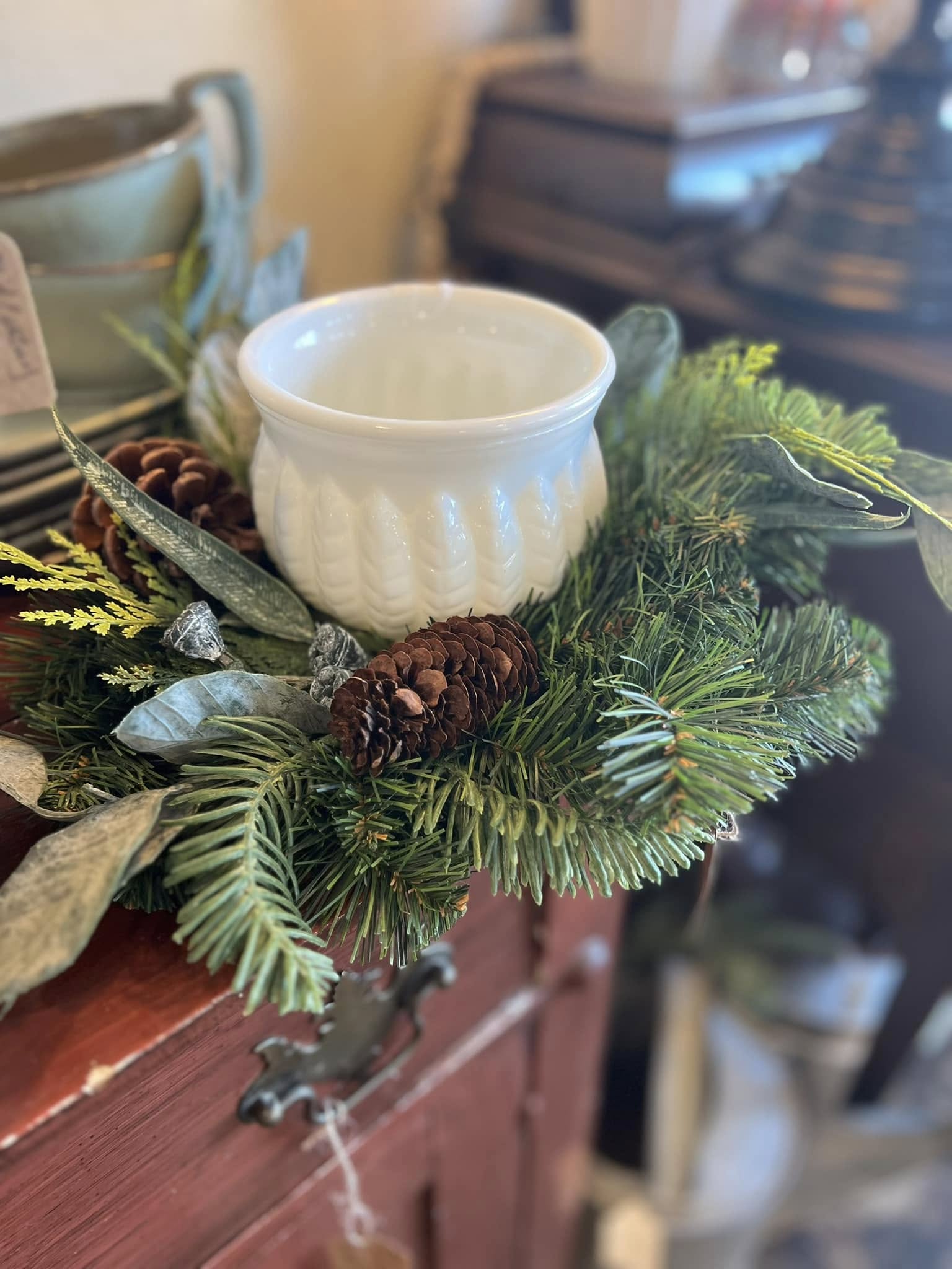 Dark Horse Antiques and Design