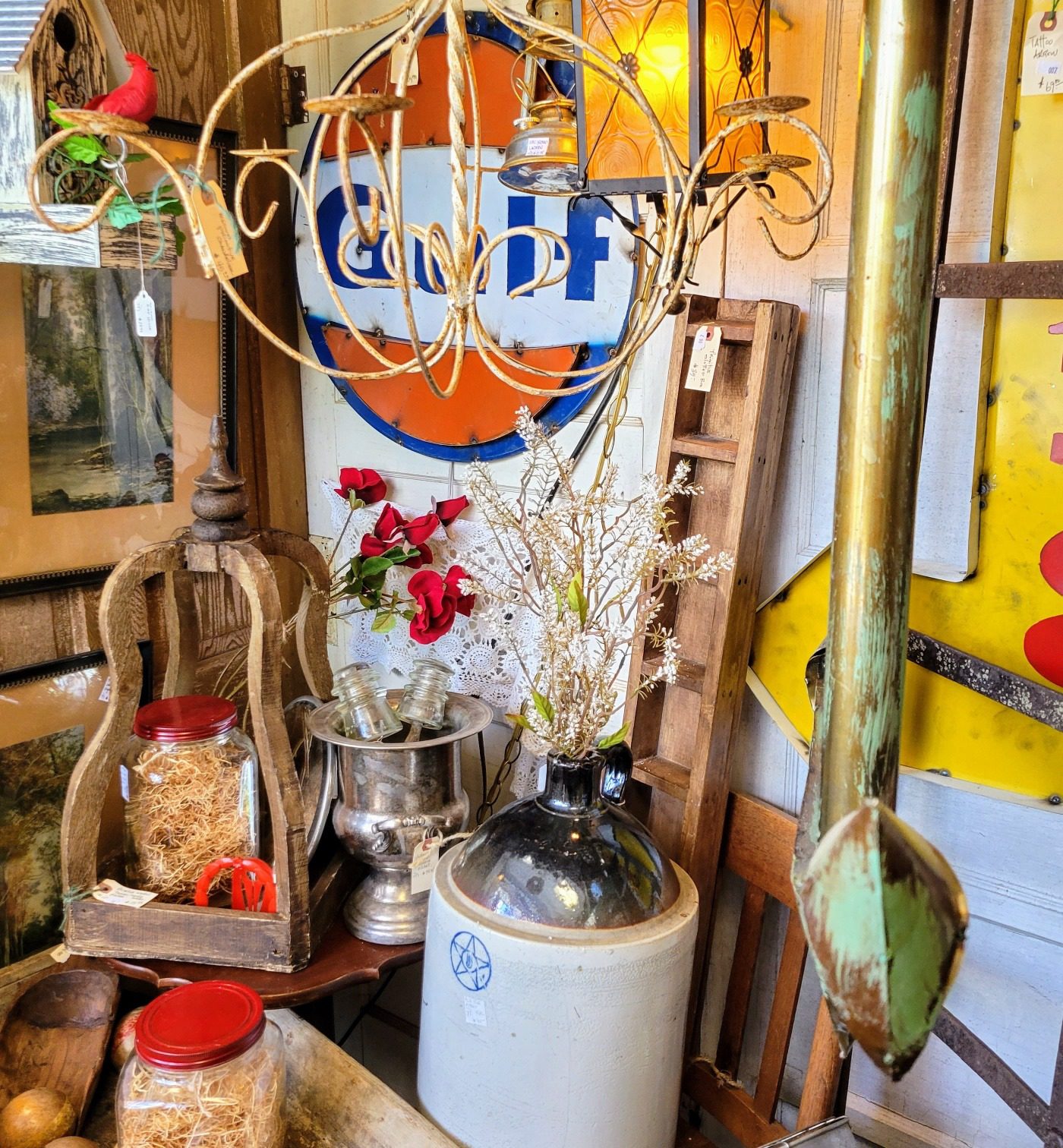 Mister Eclectic Vintage & Decor