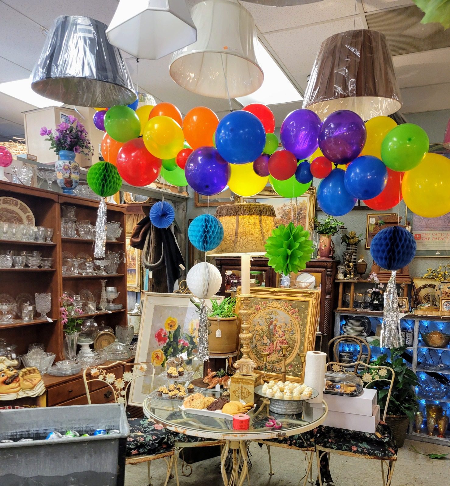 Mister Eclectic Vintage & Decor