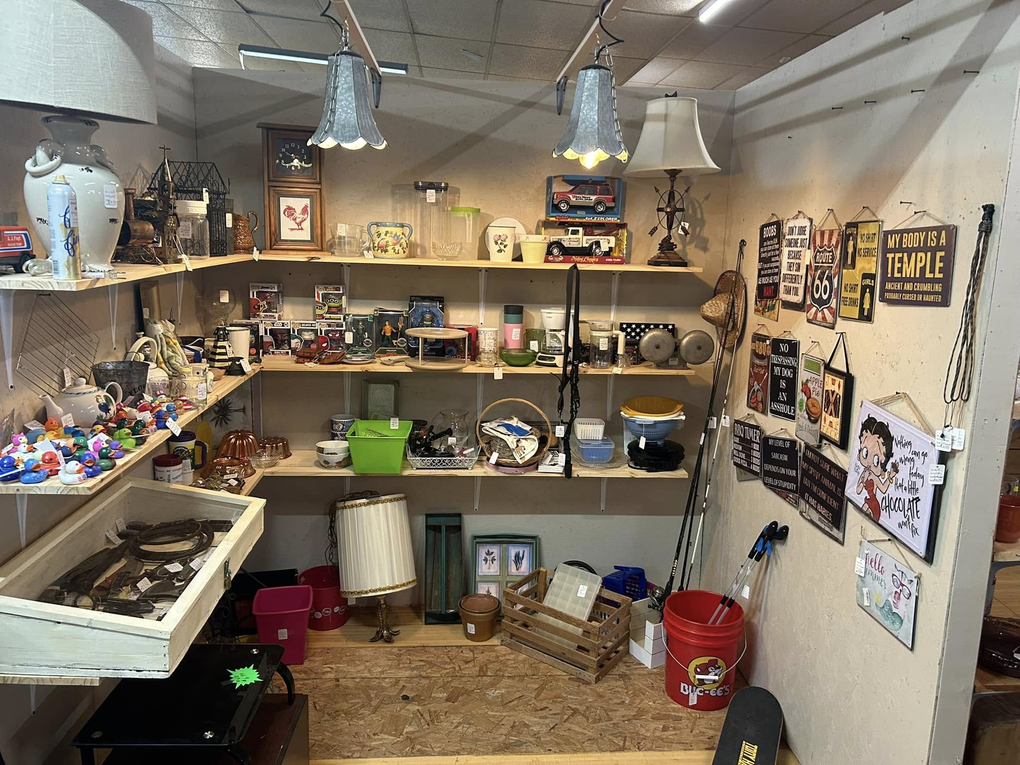 Treasure Barn Flea Market & Antiques