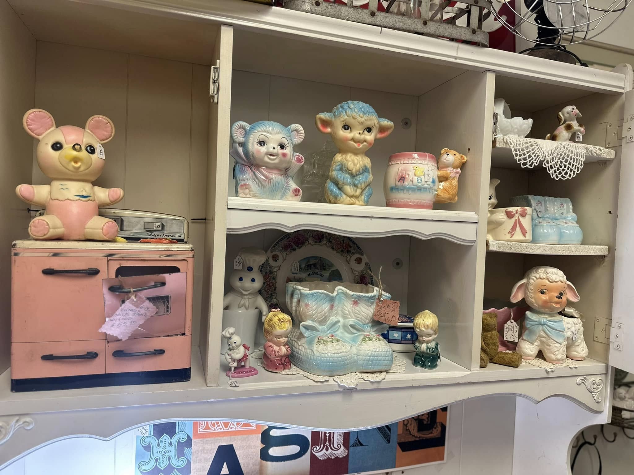 The Picket Fence Market & Antiques