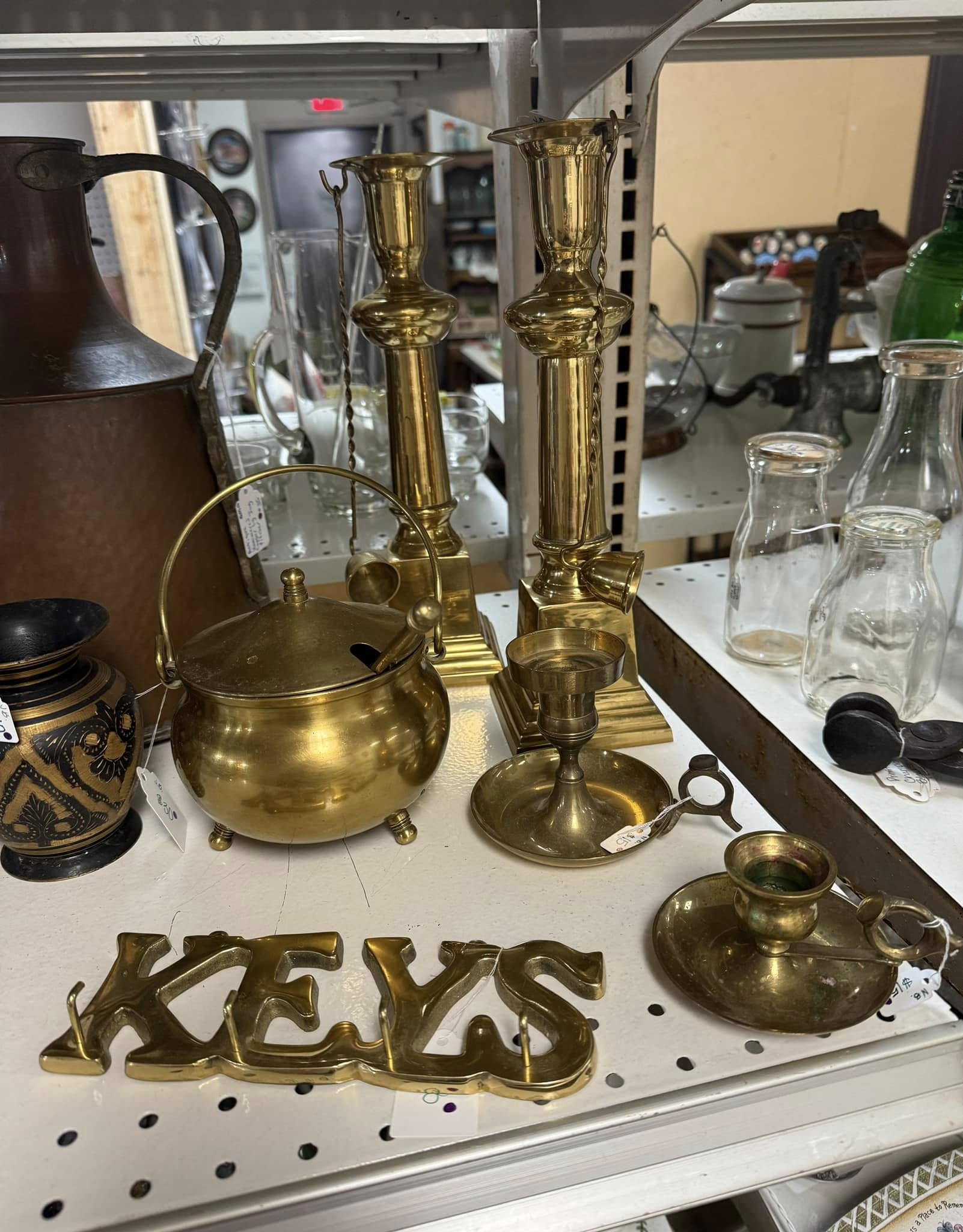 The Picket Fence Market & Antiques