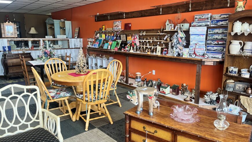 Miss Pearl’s Flea-tique