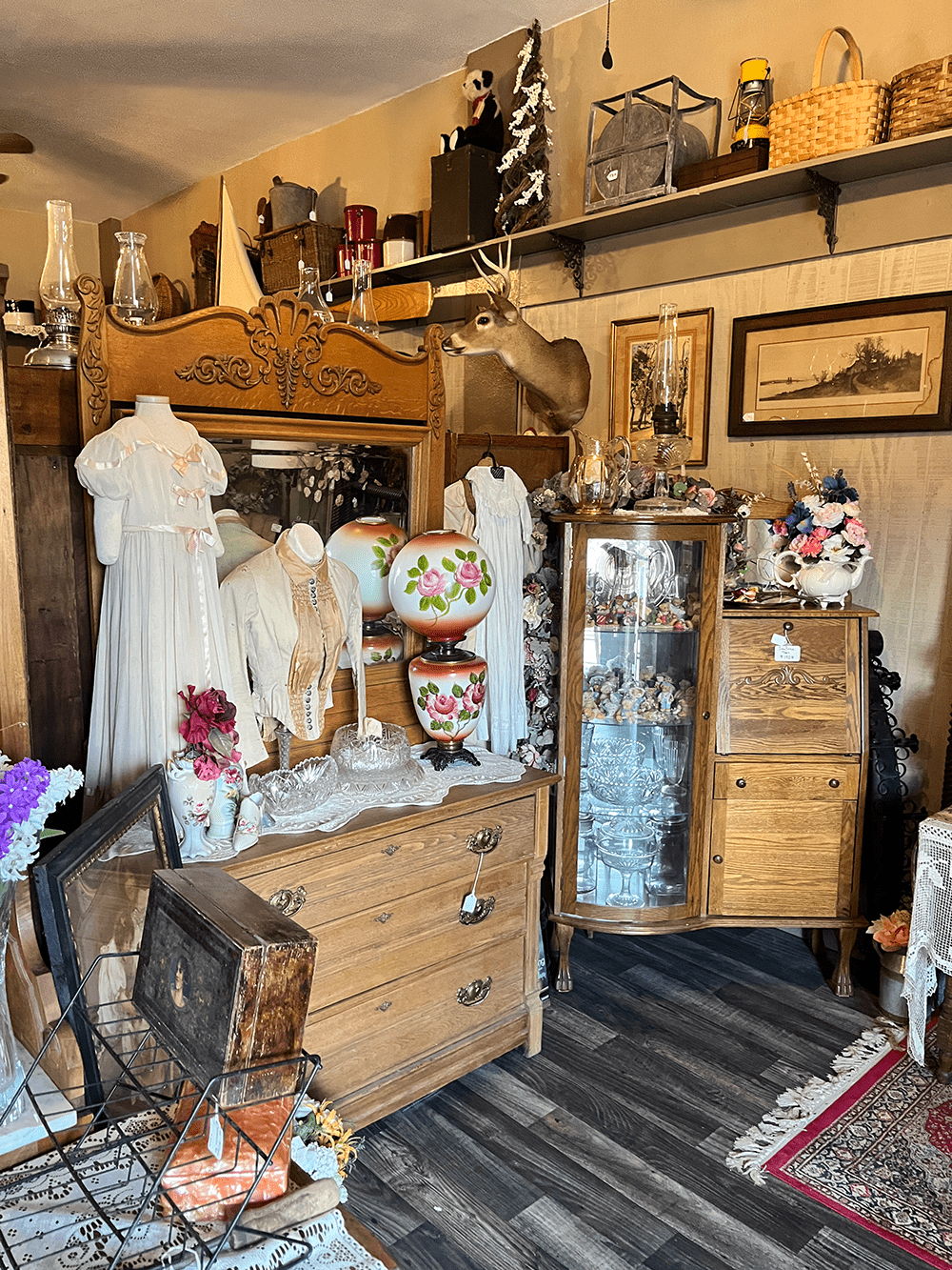Penaroyal Antiques & Collectibles