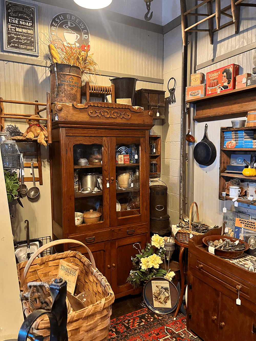 Penaroyal Antiques & Collectibles