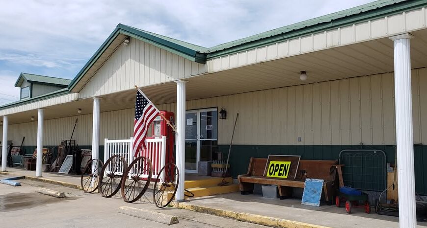 Middle Bridge Antiques