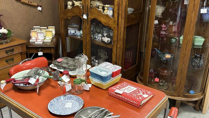 Middle Bridge Antiques