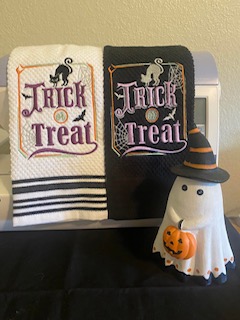 Halloween Assorted Themed Kitchen Towels