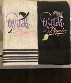 Halloween Assorted Themed Kitchen Towels