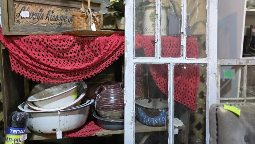 Country Folk Flea Market