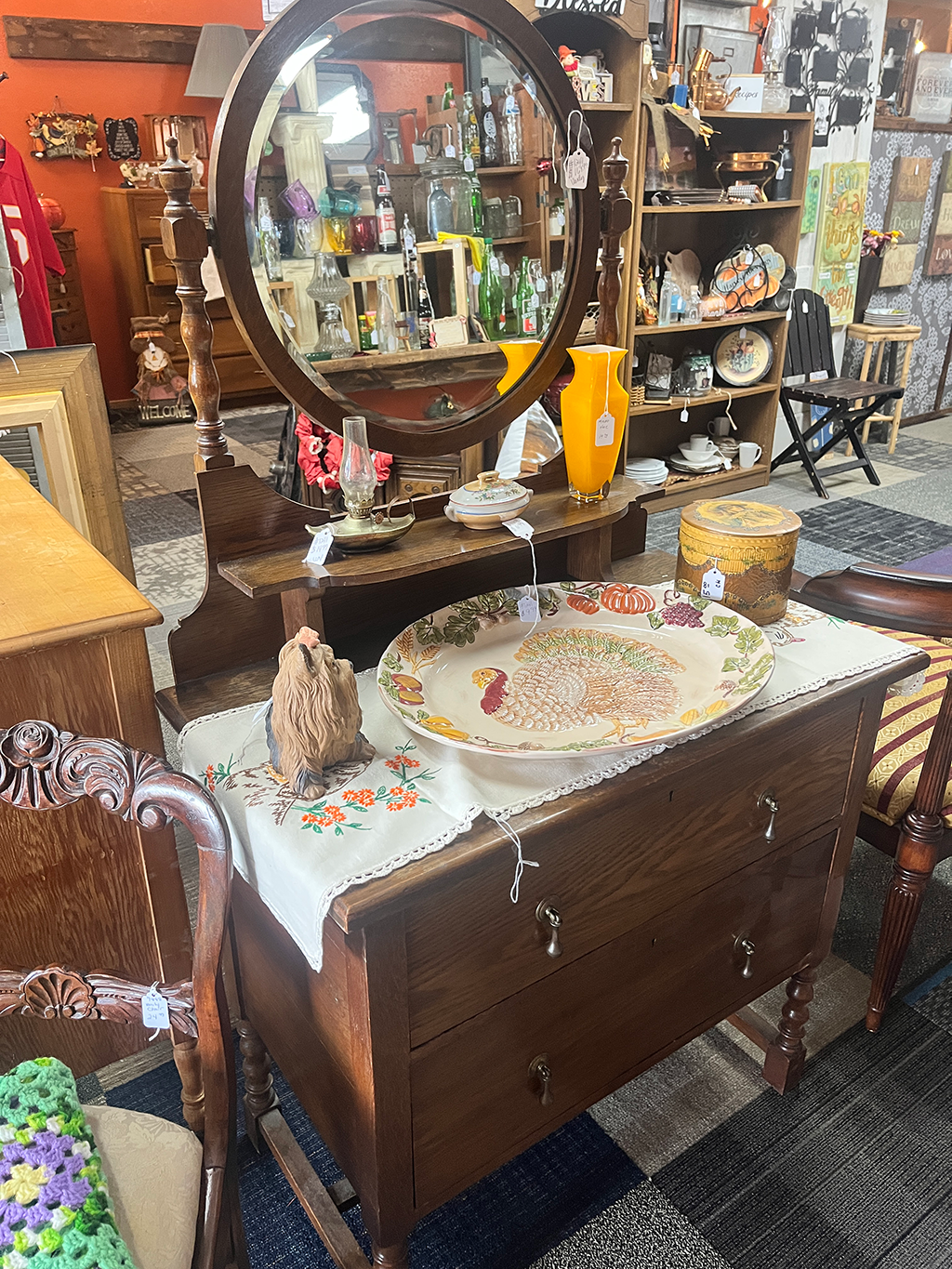 Miss Pearl’s Flea-tique