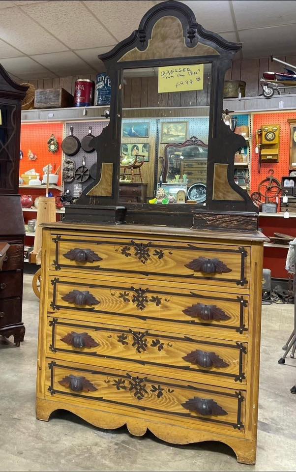 Ma Perkins Antiques & Quilts