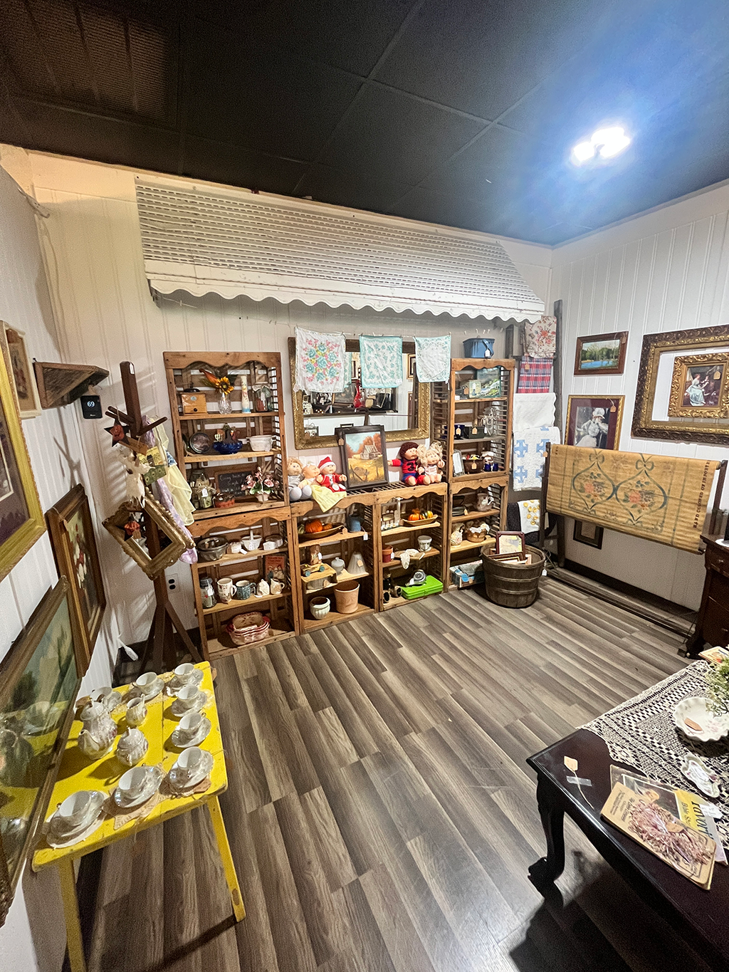 Miss Pearl’s Flea-tique