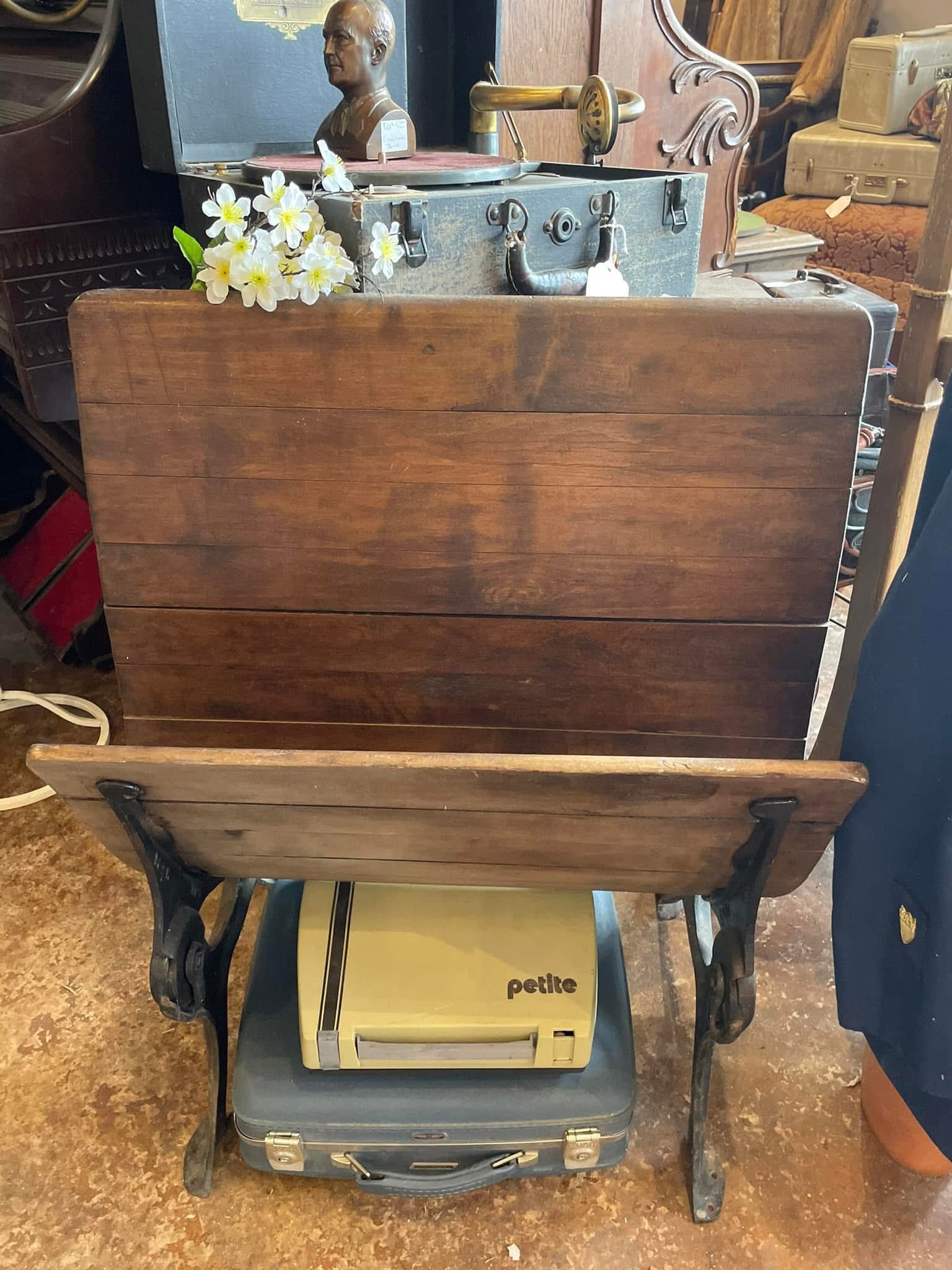 Ma Perkins Antiques & Quilts