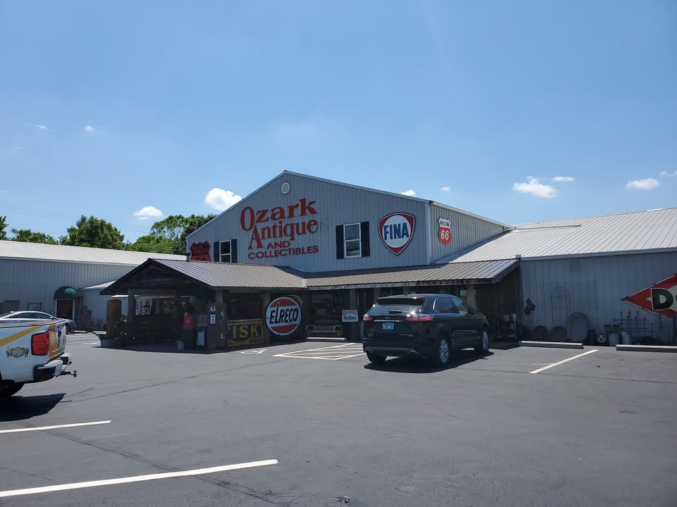 Ozark Antique Mall & Collectibles