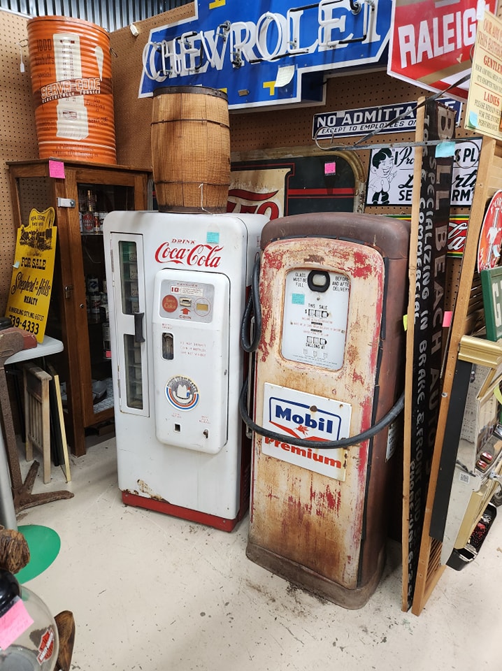 Ozark Antique Mall & Collectibles