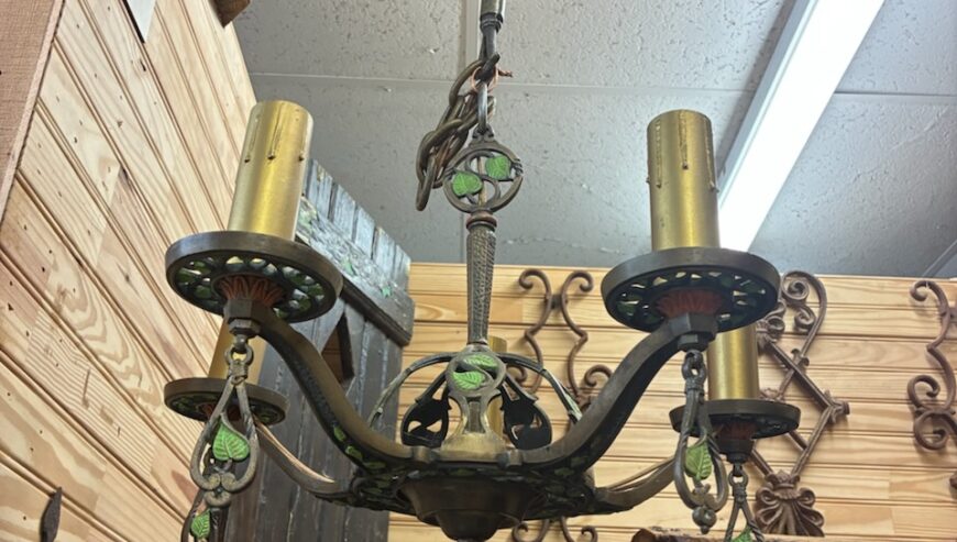 The Rusty Bucket Antique Emporium