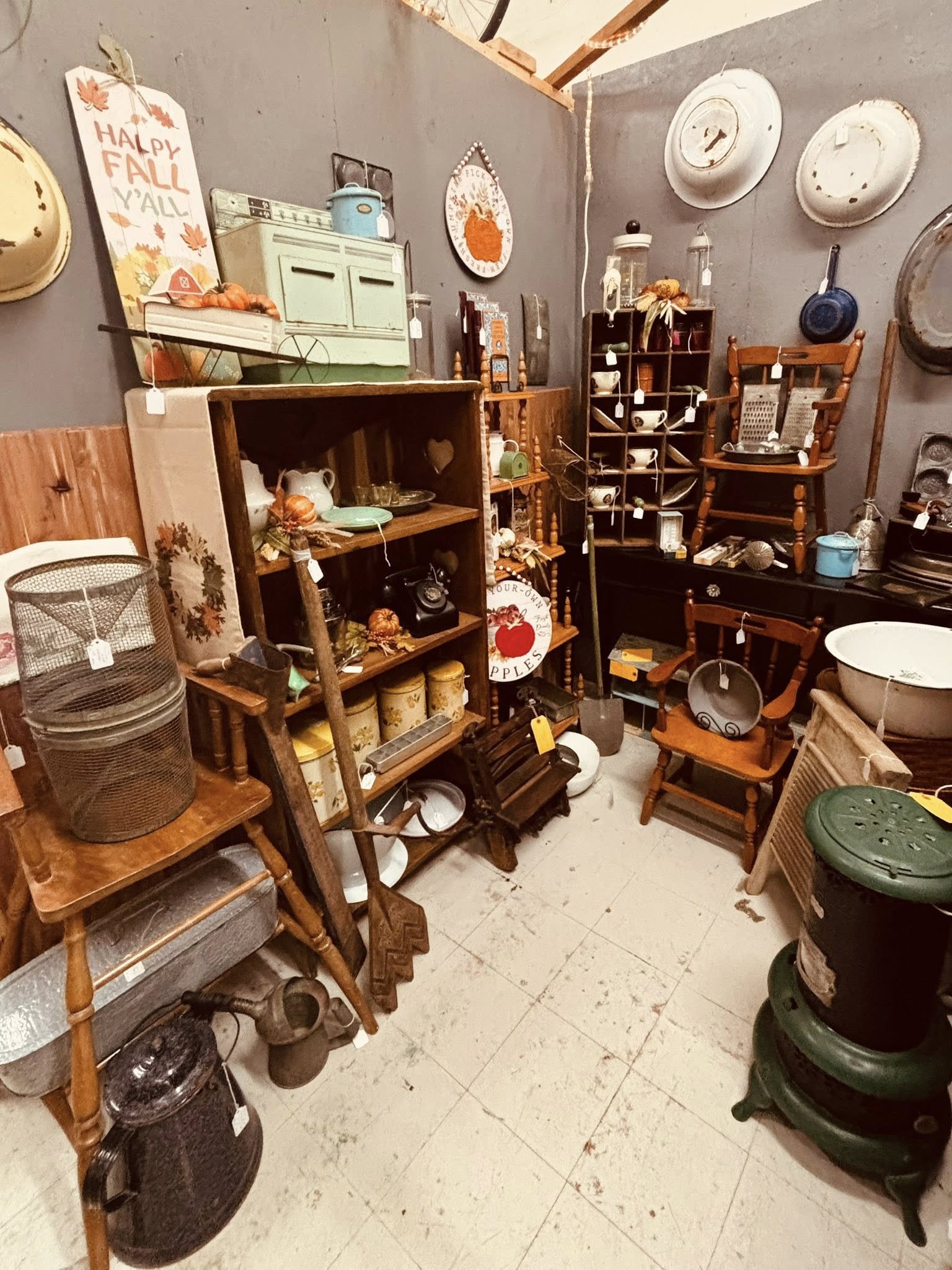 Spring Creek Antiques
