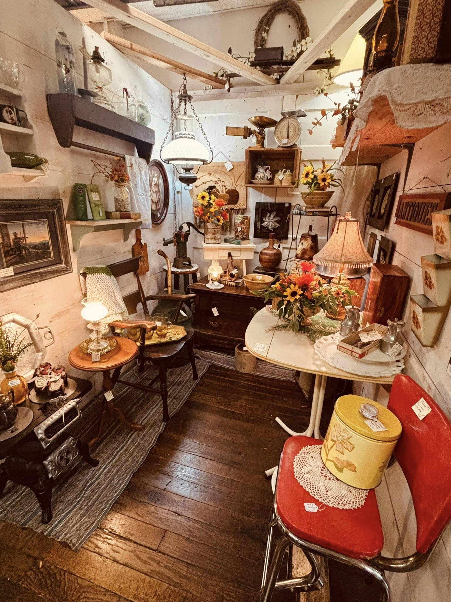 Spring Creek Antiques