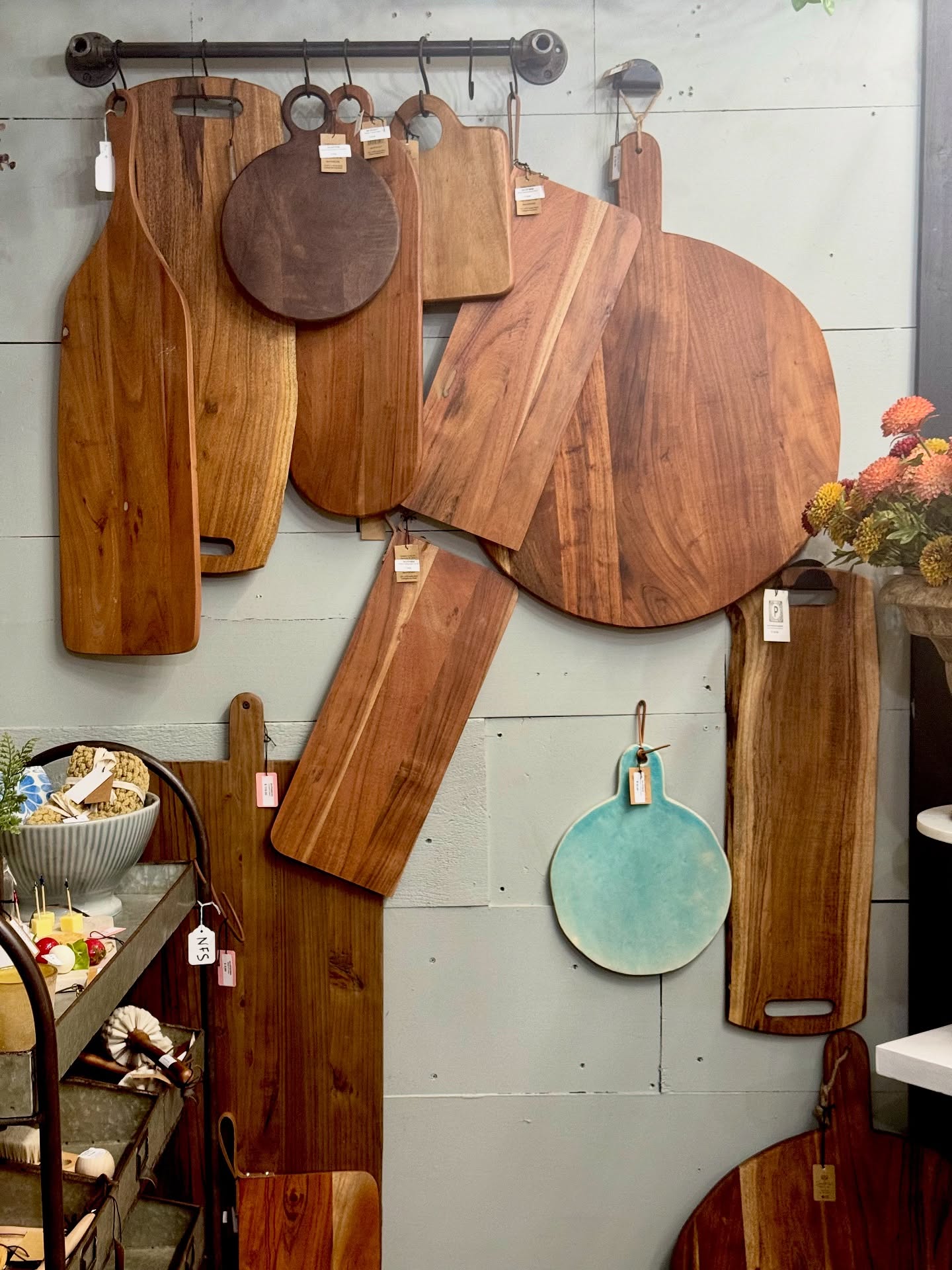 SweetPea’s Vintage & More